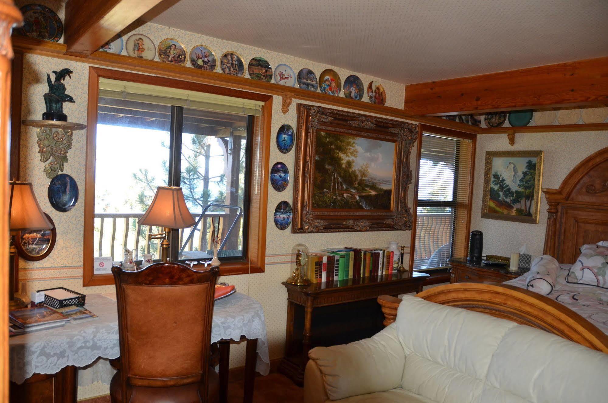 Where Eagles Fly Bed & Breakfast Elk Point ภายนอก รูปภาพ